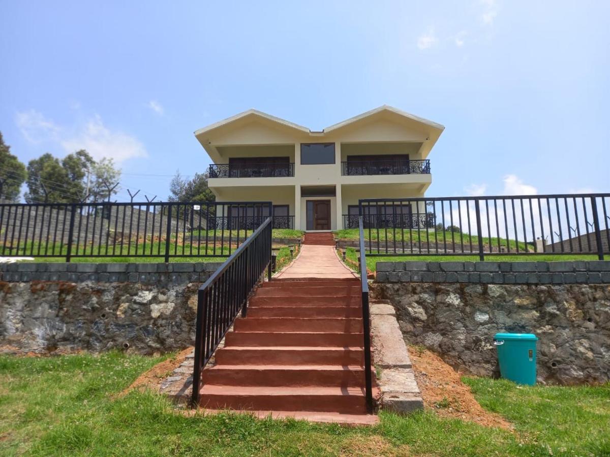 Готель Acorn House Уті Екстер'єр фото