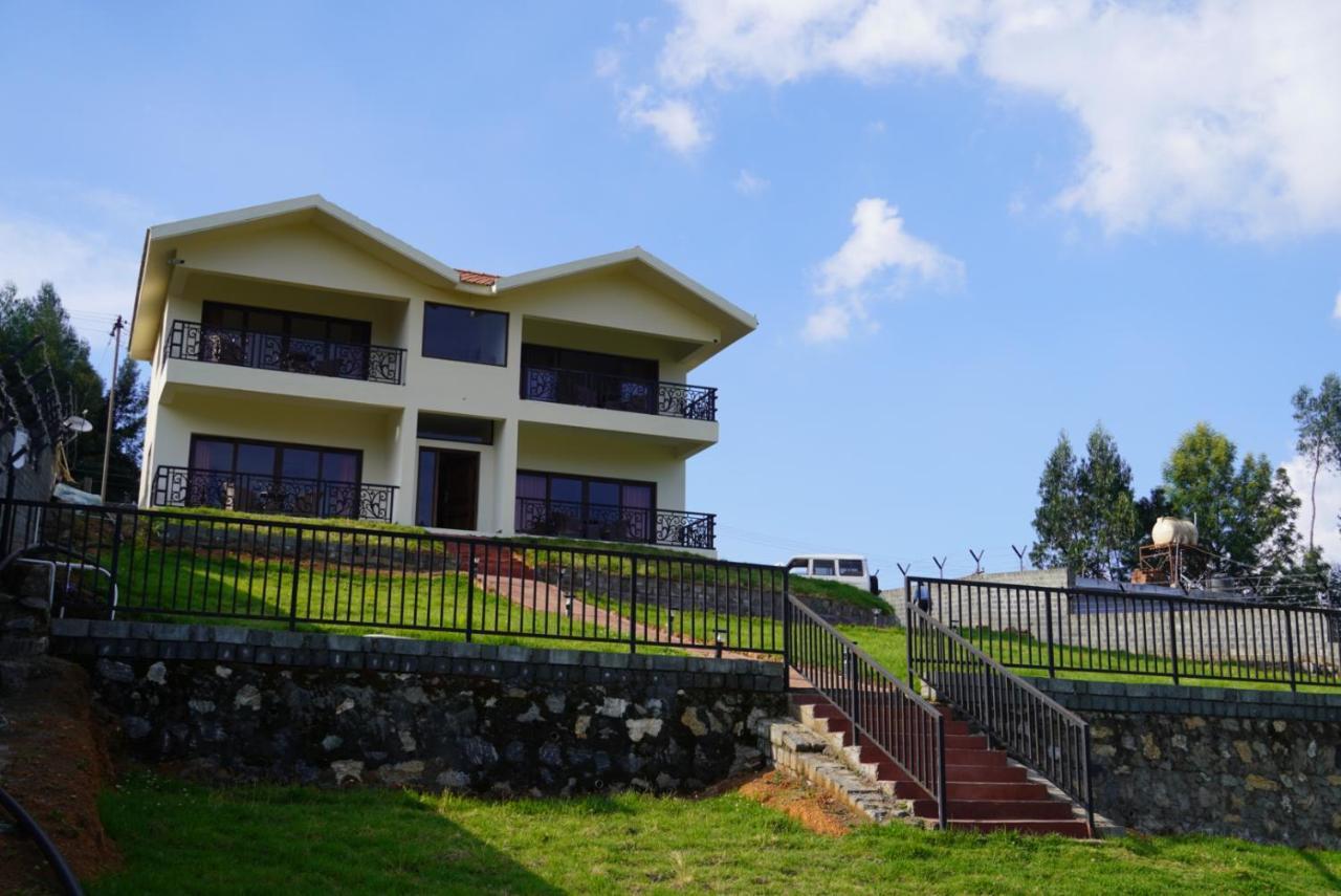 Готель Acorn House Уті Екстер'єр фото